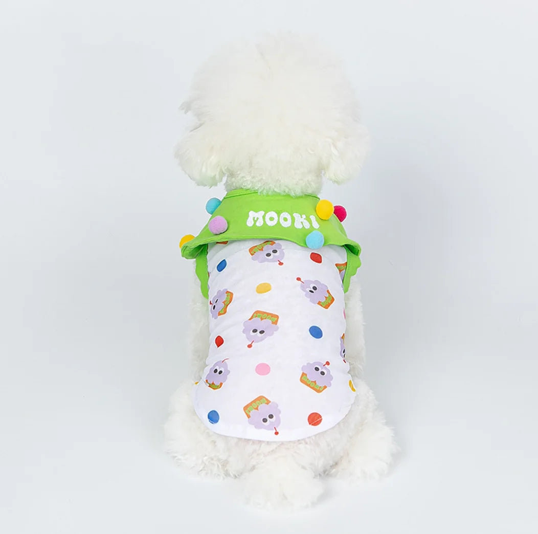 Adorable Cupcake Pet Costume – Lightweight Pet Cape with Colorful Pom-Poms for Small Dogs & Cats