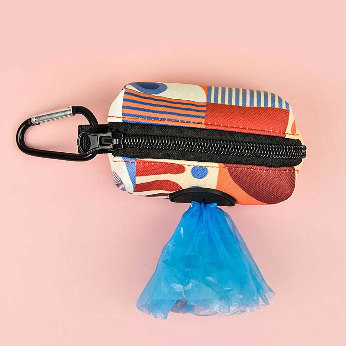 Soporte para bolsas de excrementos de mascotas con estampado de fantasía abstracta: dispensador elegante y práctico para paseos
